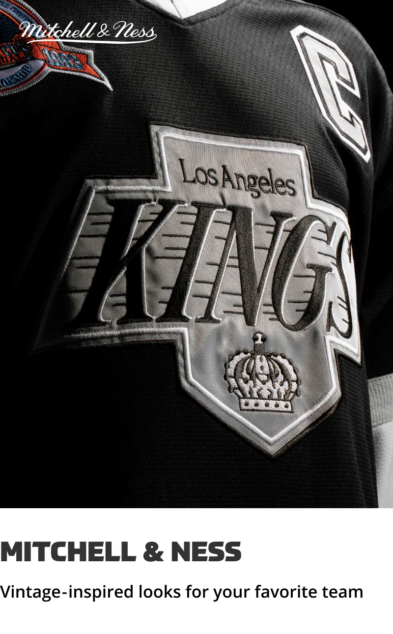 84cd4cda-2dae-4d11-b357-2208fd2e5fc3__800X1290 – Toronto Maple Leafs Jerseys and Headwear Collection